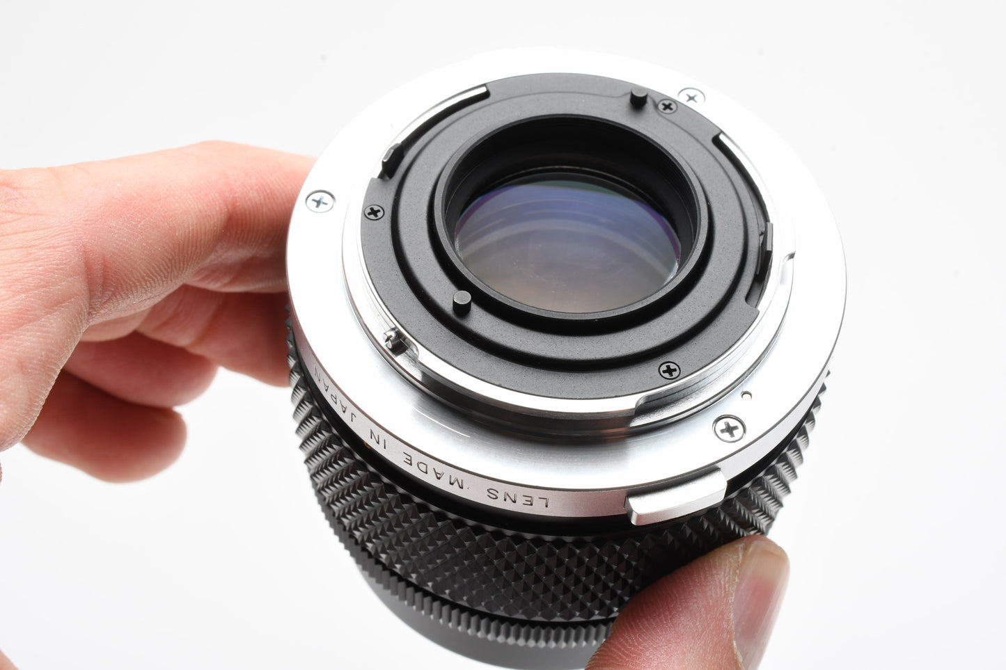 Olympus OM Zuiko 85mm f2 Prime w/Case, Hood, Caps, Mint-, Very sharp!
