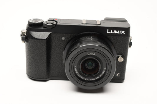 Panasonic Lumix GX85 16MP Digital  Point&Shoot w/12-32 + 45-150mm Kit Mint-