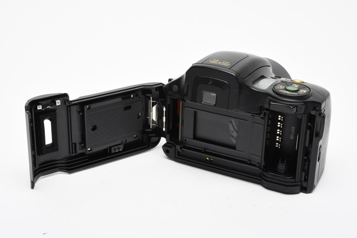 Olympus IS-10 Super DLX Date 35mm Point&Shoot w/28-110 4x zoom, case, remote, Great
