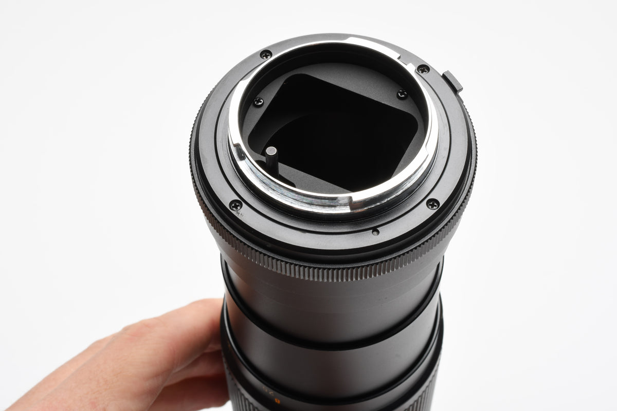 Minolta Celtic 100-200mm f5.6 Telephoto Zoom Lens MD Mount w/Pouch