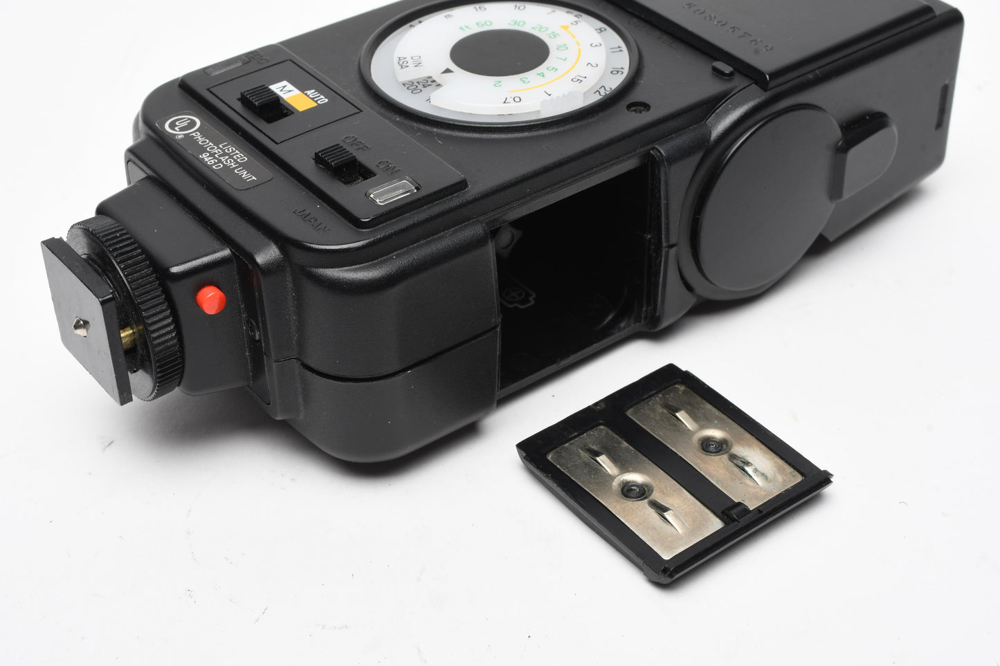 Minolta Auto 128 electronic flash, nice & clean, tested, w/Case+Manual+Diffuser