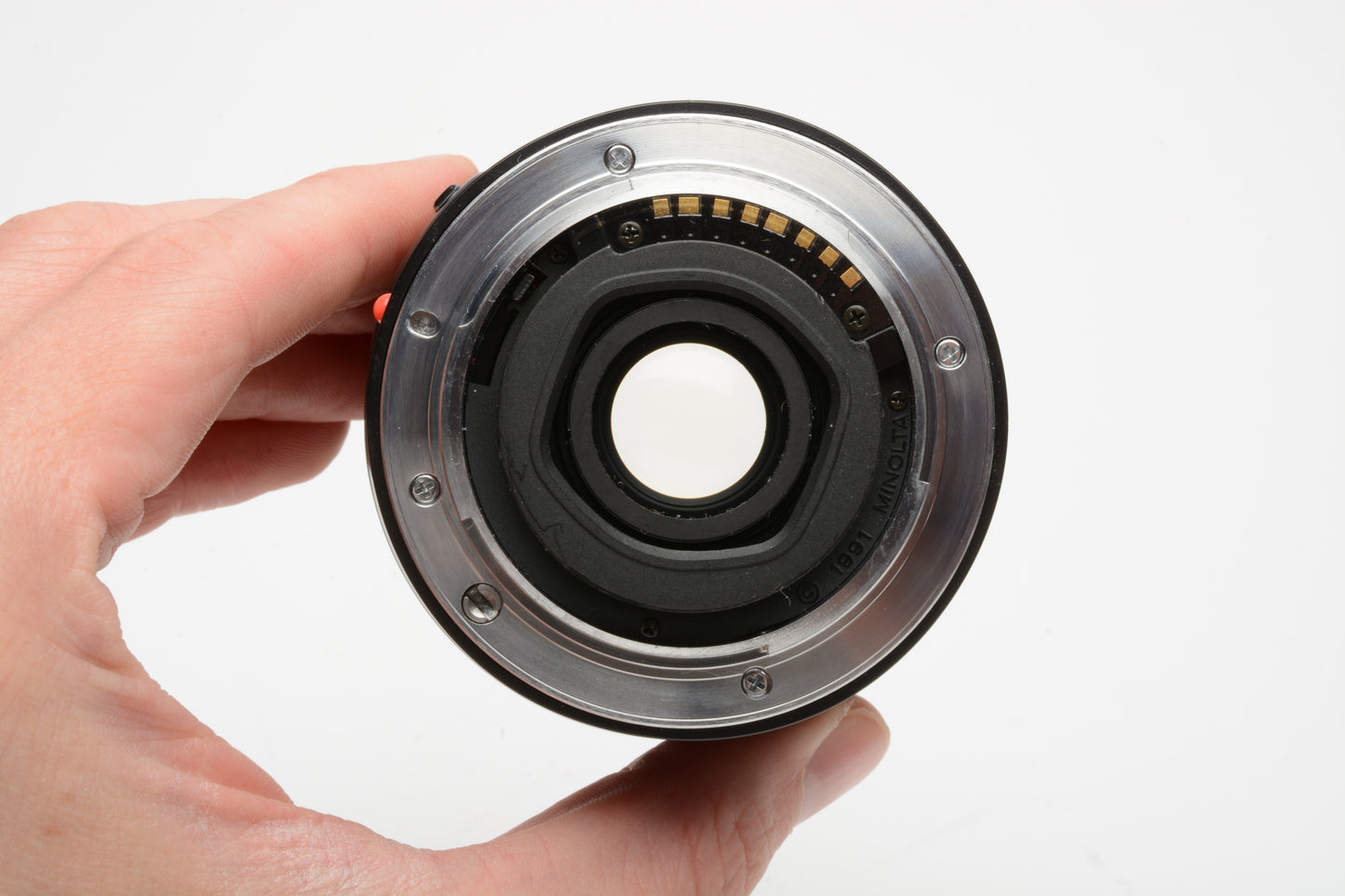 Minolta Xi AF 28-105mm f3.5-4.5 Power zoom lens, caps, hood, UV, Great!