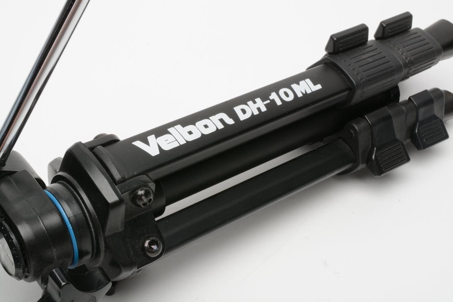 Velbon DH-10ML Travel Tripod PH-346 w/Pan Head, Nice!