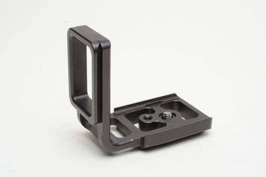 Kirk Enterprises BL-D70 L Bracket for Nikon D70 / D70s cameras