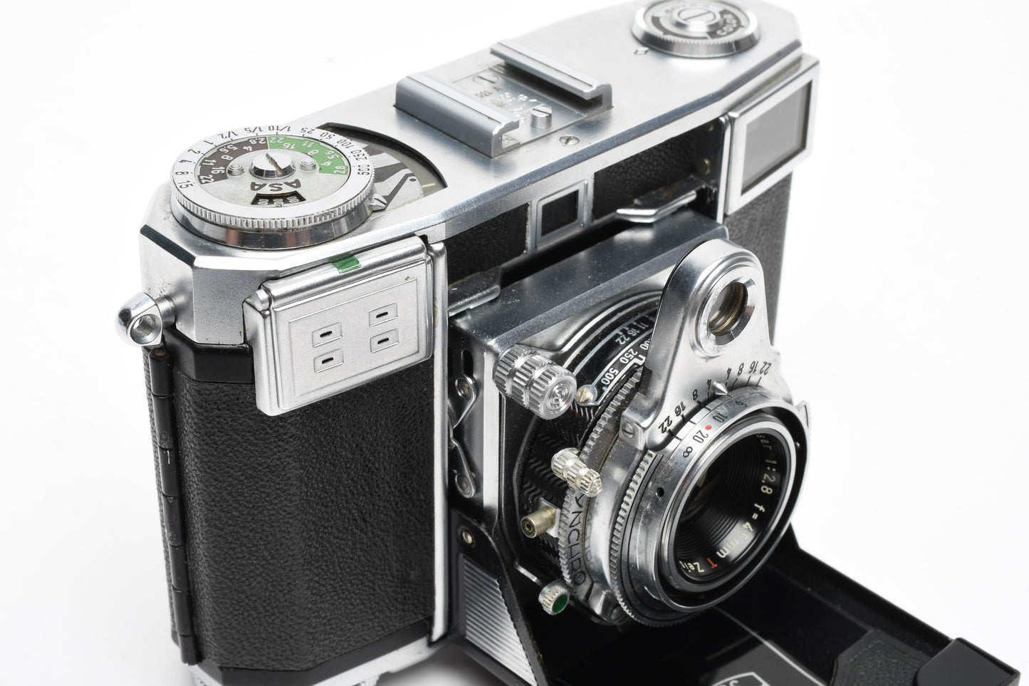 Zeiss Ikon Contessa Rangefinder w/45mm f2.8 lens, vintage camera, Works, nice collector