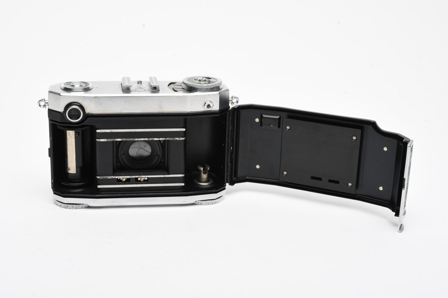 Zeiss Ikon Contessa Rangefinder w/45mm f2.8 lens, vintage camera, Works, nice collector