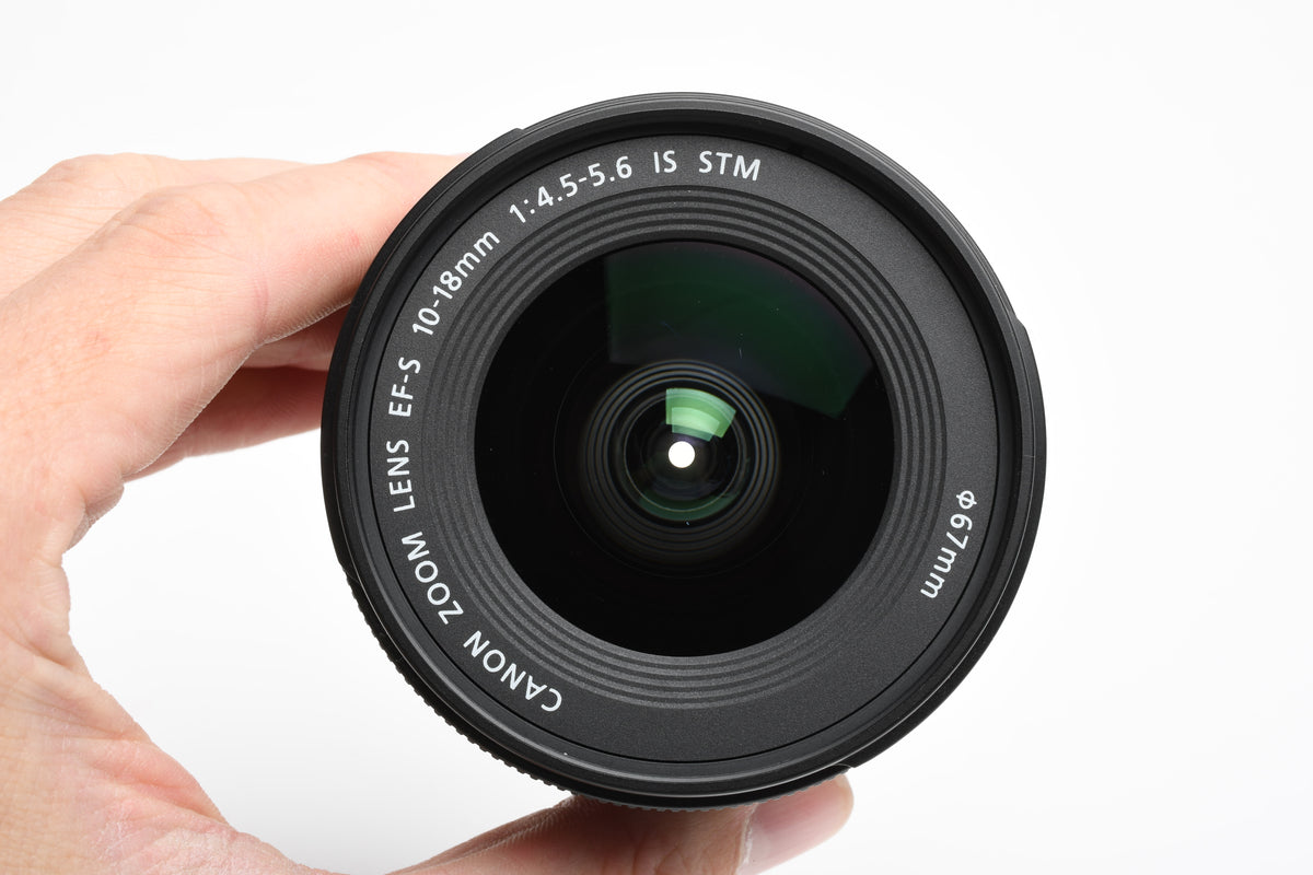 Canon EFS 10-18mm f4.5-5.6 IS STM Zoom Lens, w/Caps and Hood, Nice!