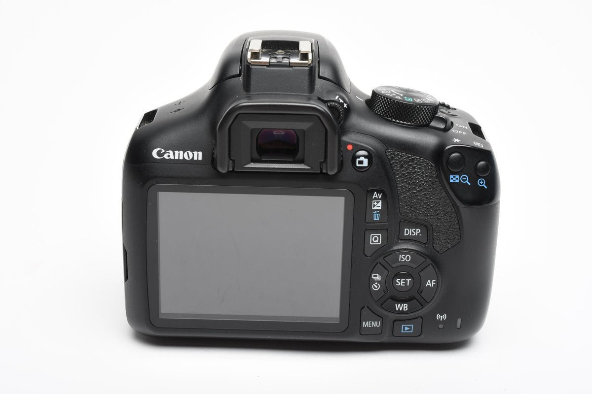 Canon EOS Rebel T6 DSLR w/18-55mm f3.5-5.6 IS, w/Batt, Charger, Strap 17,965 Acts, Nice!