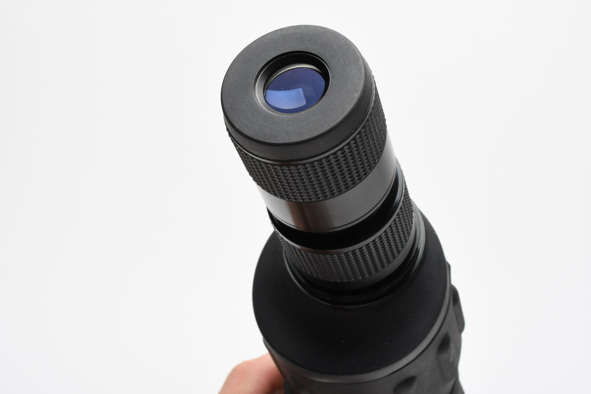 Tasco World Class 18-36 x 50mm Armored Spotting Scope w/18-36X Zoom eyepiece, Clean