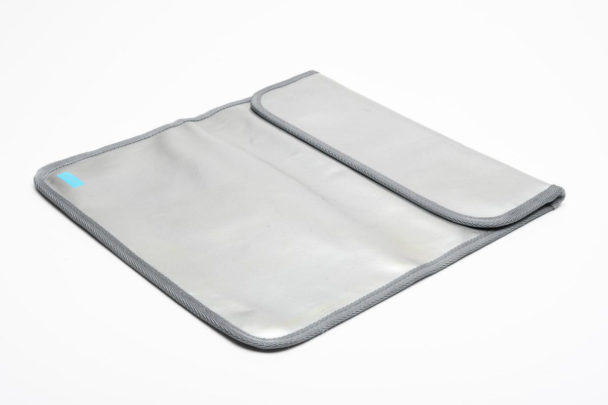 Unbranded Lead Lined Film Protection 9x9 Bag, Clean