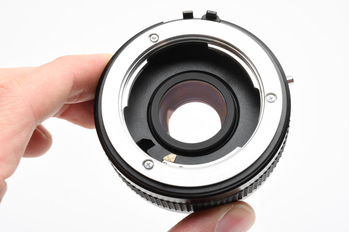 Vivitar 2X-5 Teleconverter for Minolta MD mount, caps + case