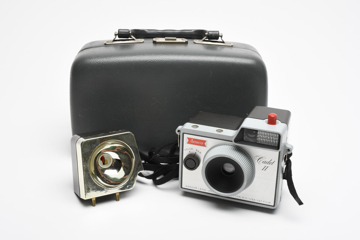 Ansco Cadet II 127 film Camera w/ flash unit, Case, Vintage!