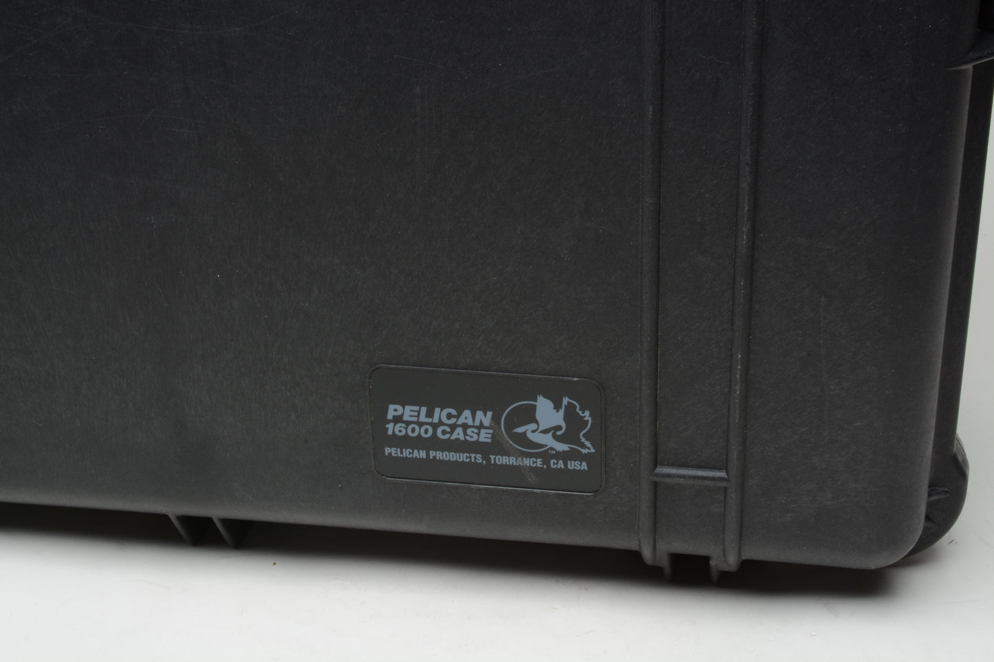 Pelican 1600 Black Waterproof Black case, Cut-up foam, still great!