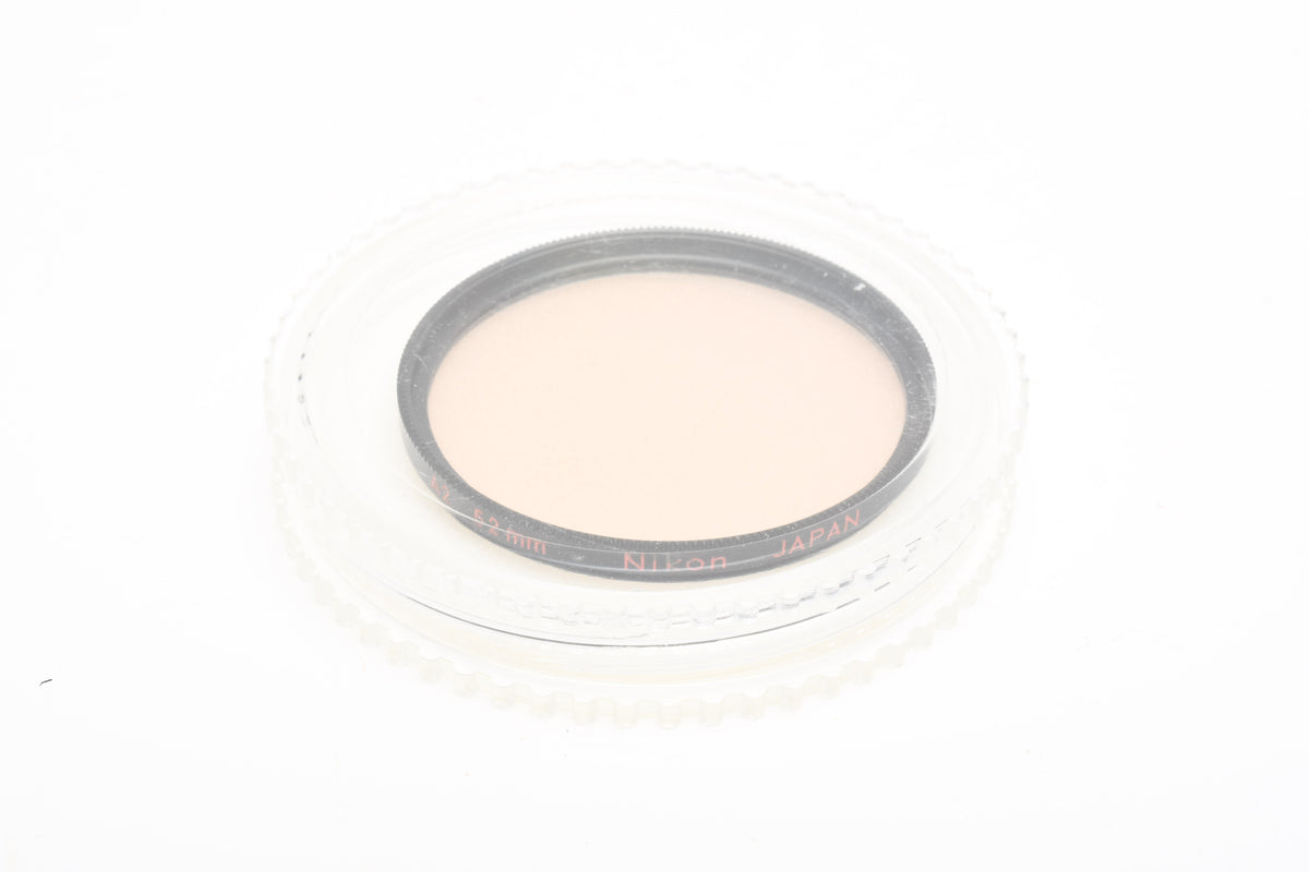 Nikon 52mm A2 warming filter in jewel case, Clean