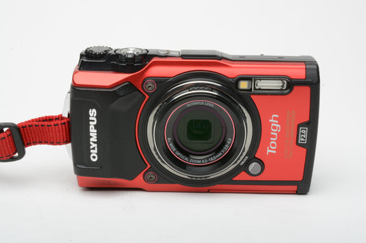 Olympus Tough TG-5 Red digital Point&Shoot w/batt, USB, 32GB SD, very clean, tested