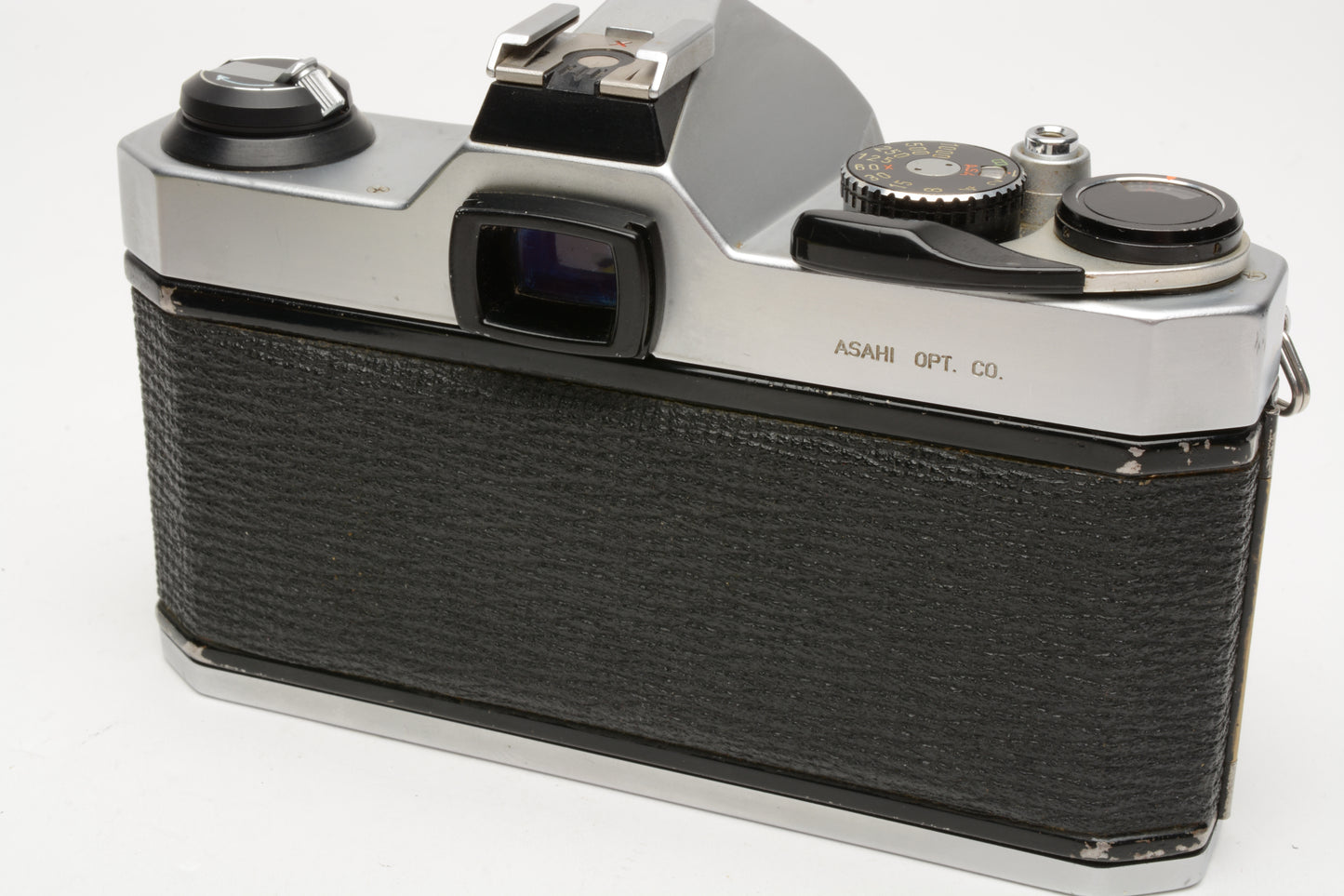 Pentax K1000 35mm SLR w/50mm f2 lens, New seals, strap, Good, Clean