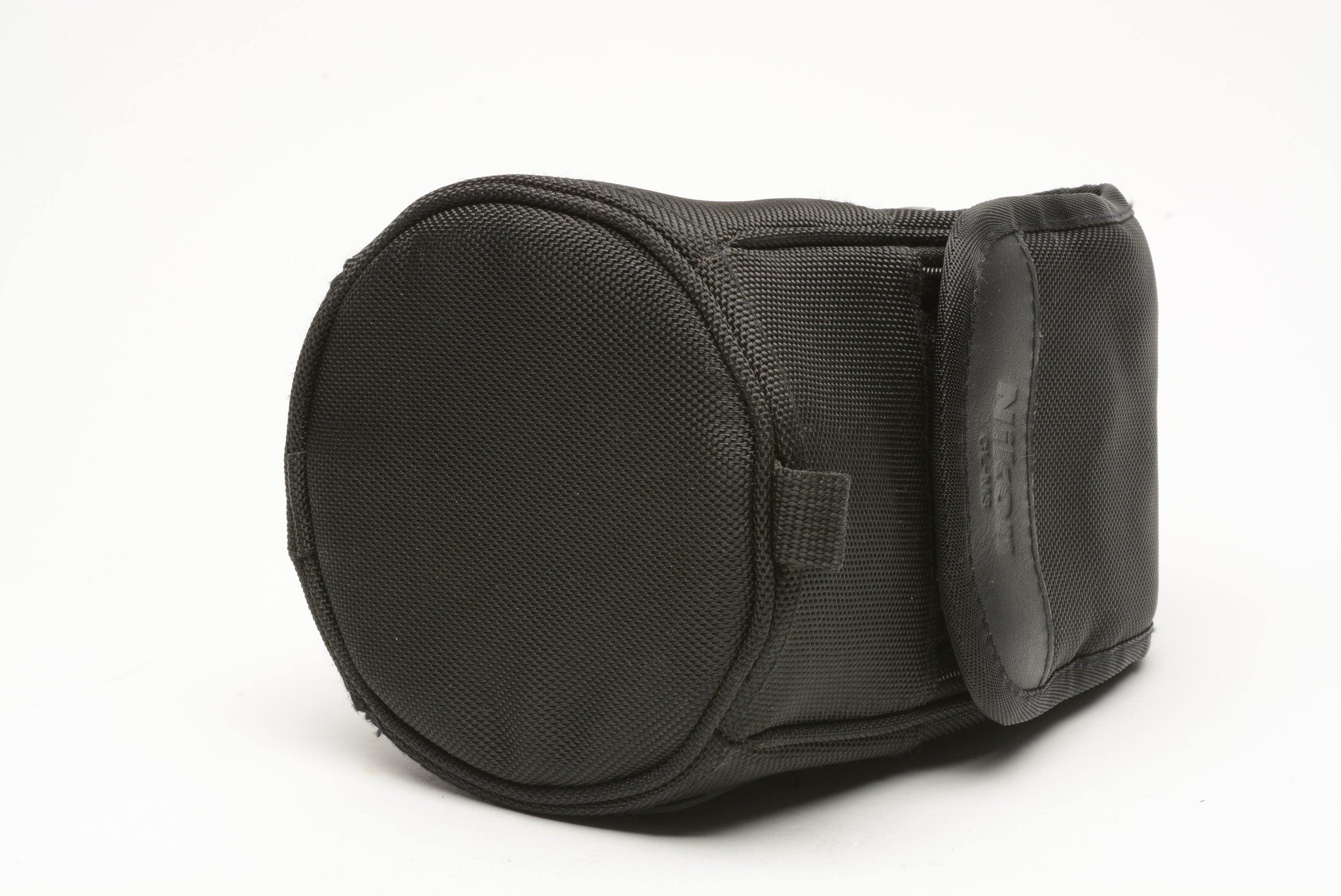 Nikon CL-M3 Padded lens case, Nice & clean