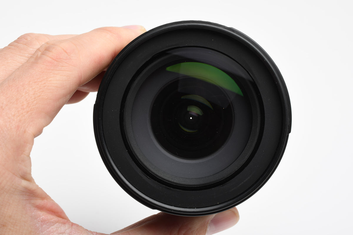 Nikon AF-S Nikkor 18-105mm F3.5-5.6G ED VR Zoom Lens, Hood +UV, Great!