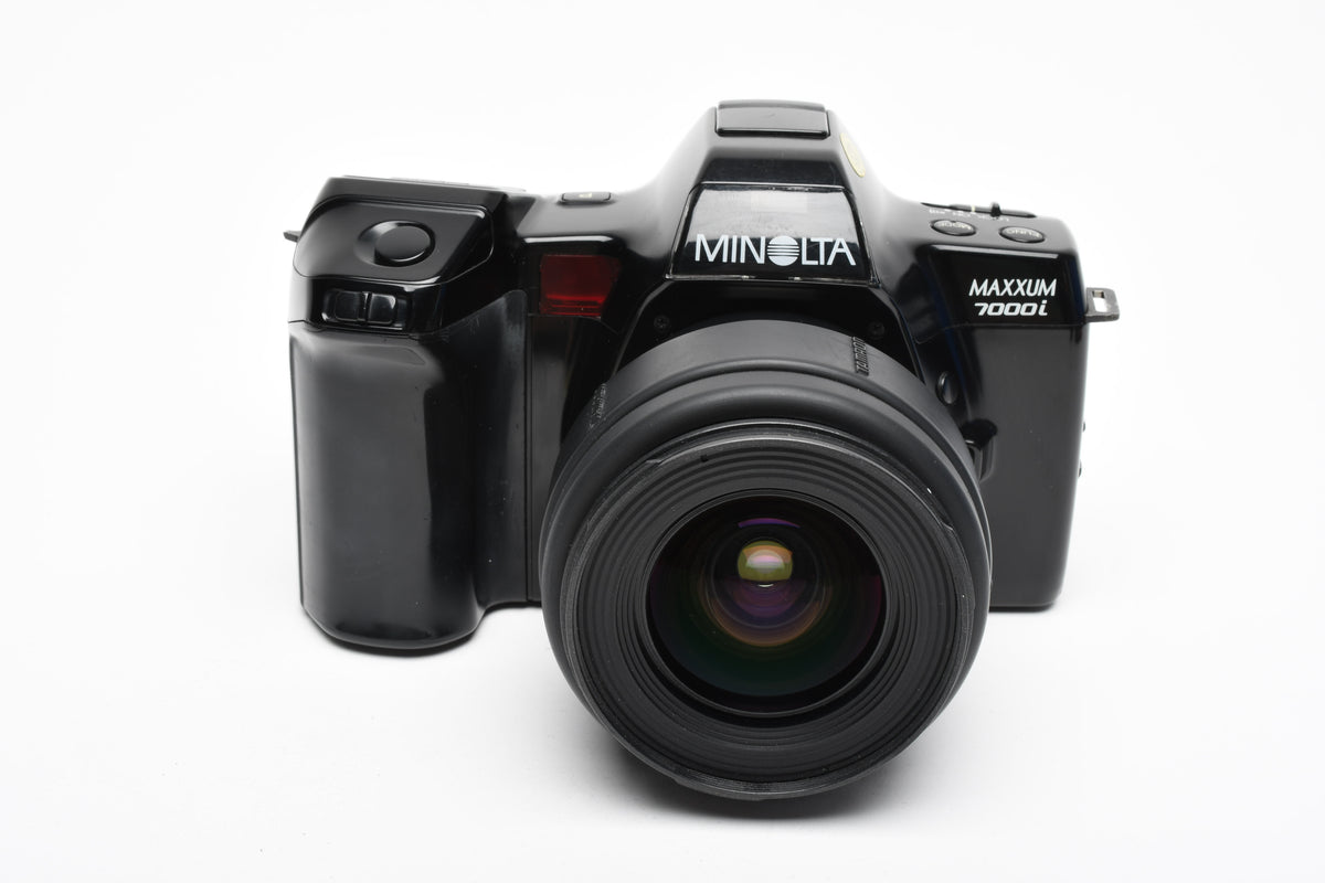 Minolta Maxxum 7000i 35mm SLR w/Tamron AF 24-70mm zoom lens, Tested, Great!