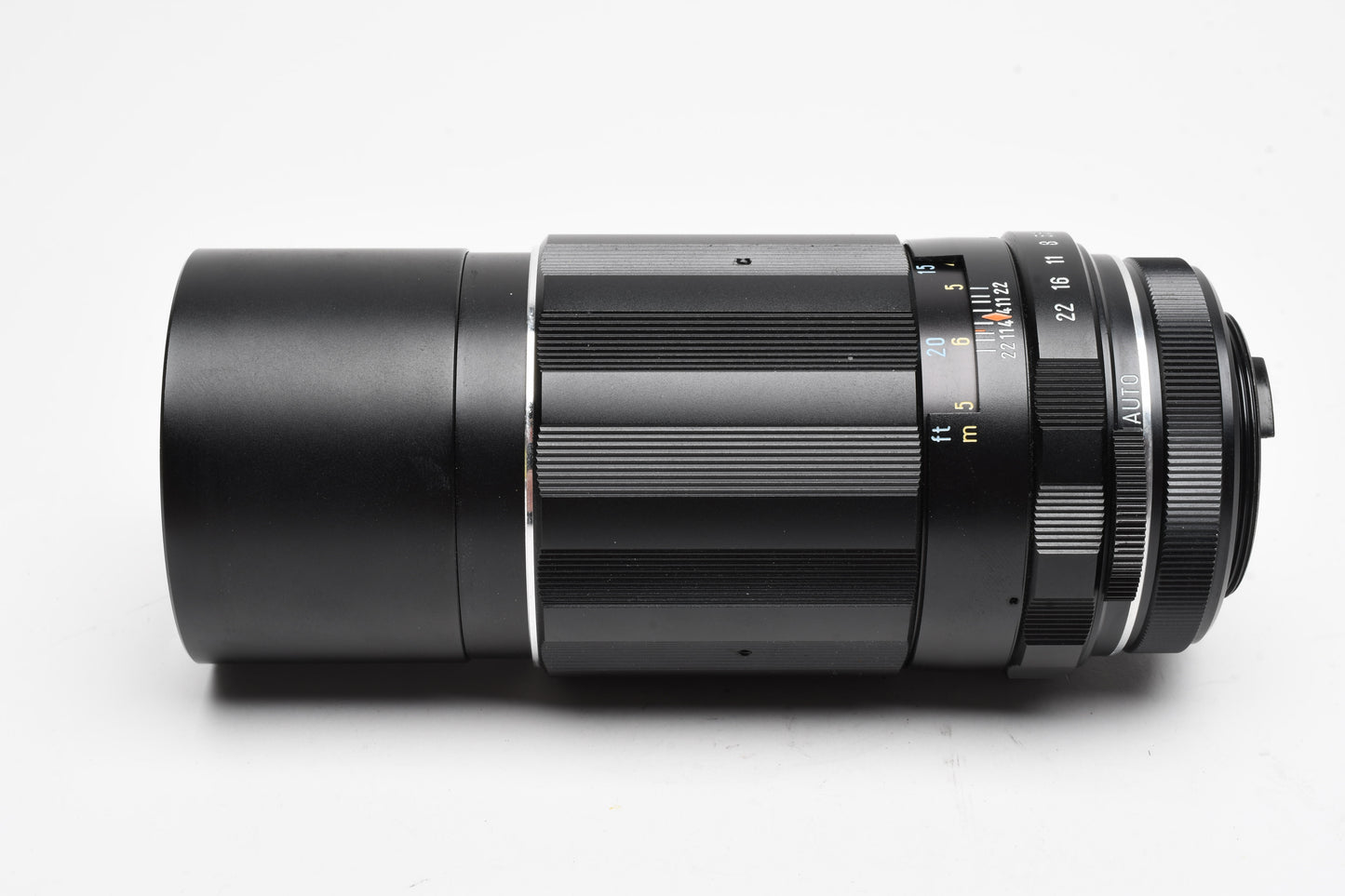 Pentax Super MC Takumar 200mm f4 M42 Mount lens, case, hood, caps, Mint