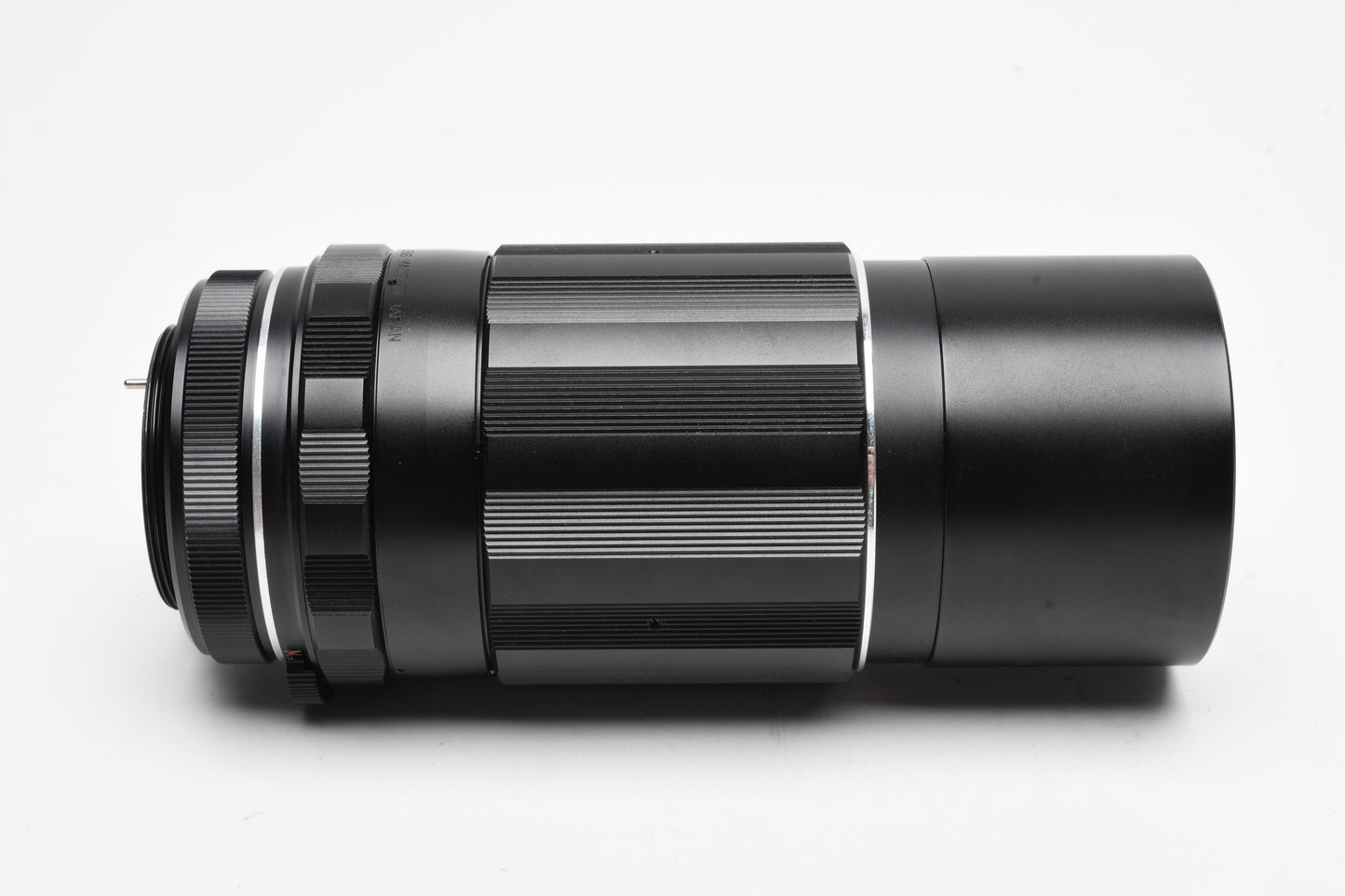 Pentax Super MC Takumar 200mm f4 M42 Mount lens, case, hood, caps, Mint