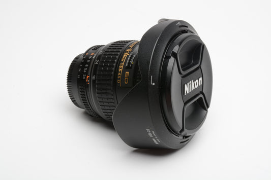 Nikon Nikkor AF 18-35mm f3.5-4.5 D ED wide zoom lens, Mint-