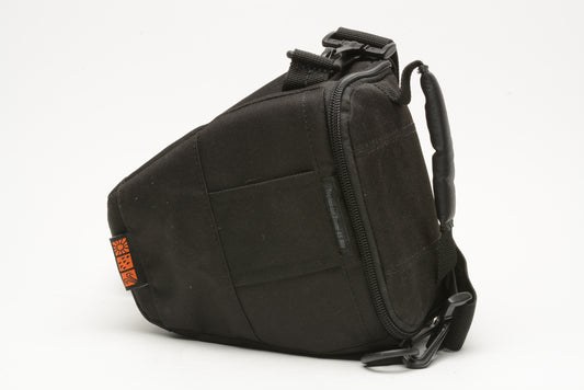 Lowepro Toploader Zoom 45 AW compact holster case (Black) w/rain shield
