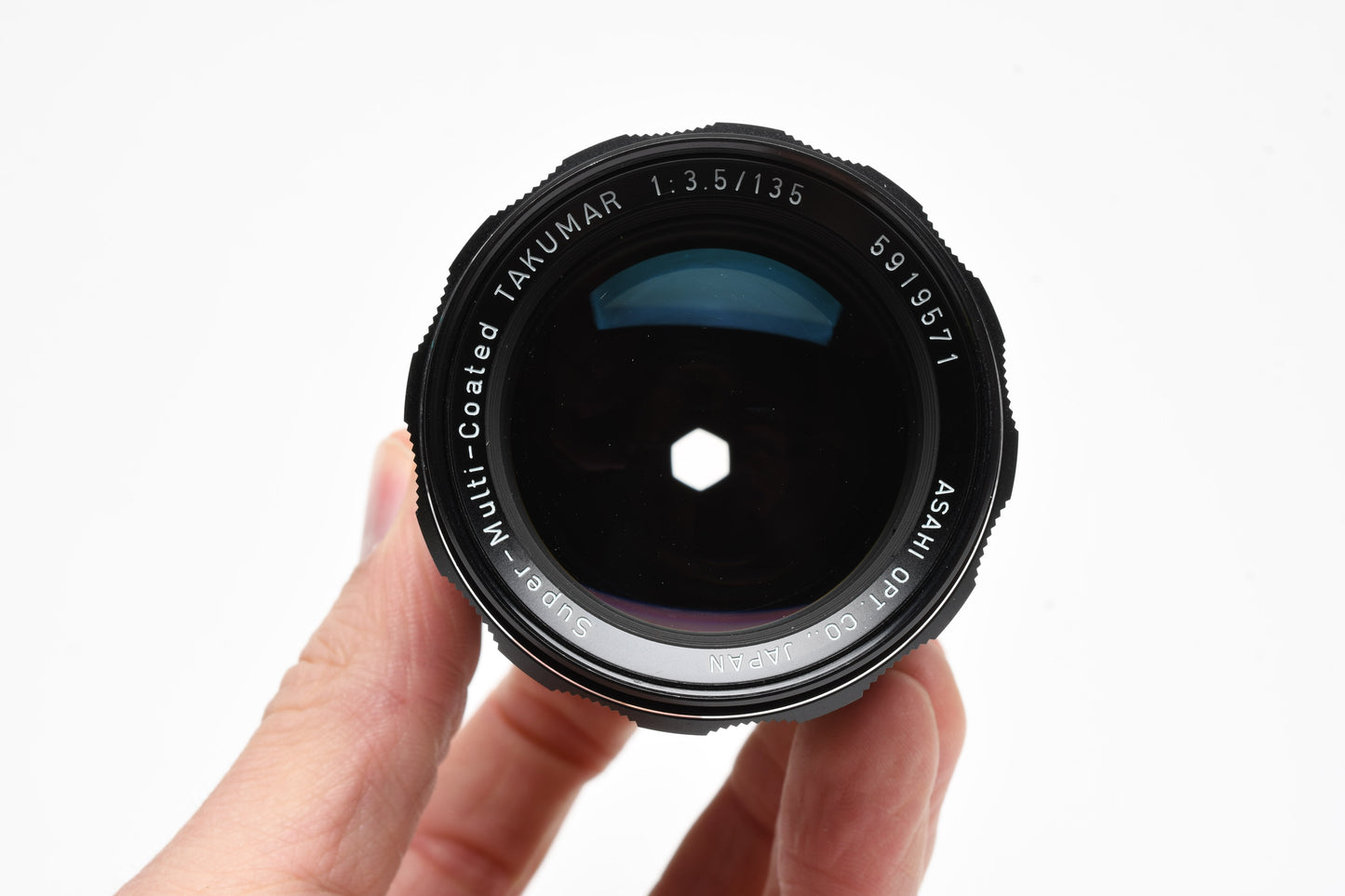 Pentax Super MC Takumar 135mm f3.5 M42 Mount lens, case, hood, caps, Mint