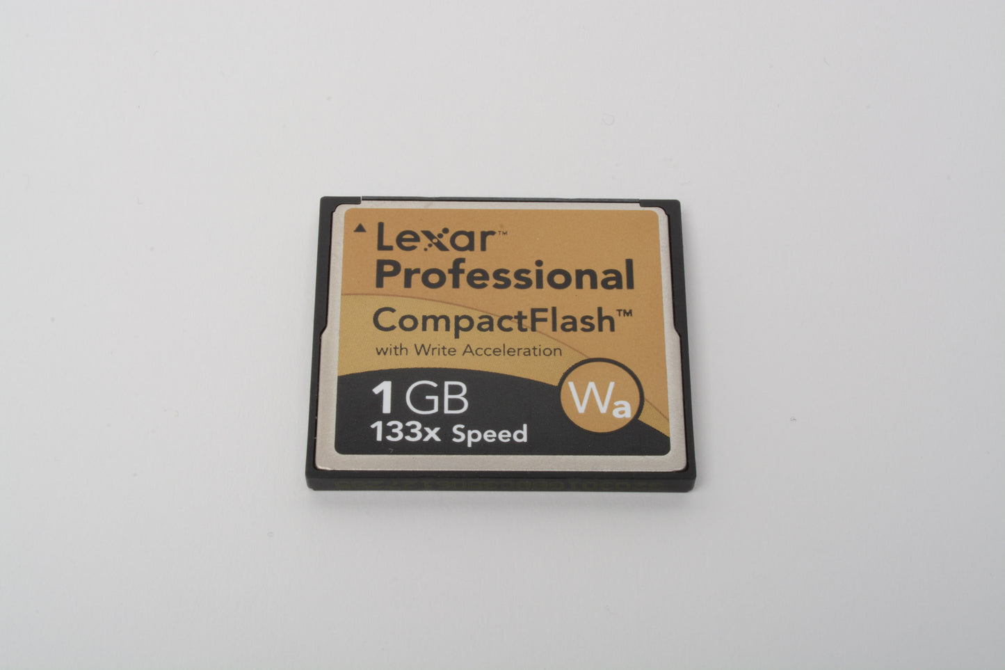 Lexar Pro 1GB CF Compact Flash Card 133x Speed w/ Wa + case