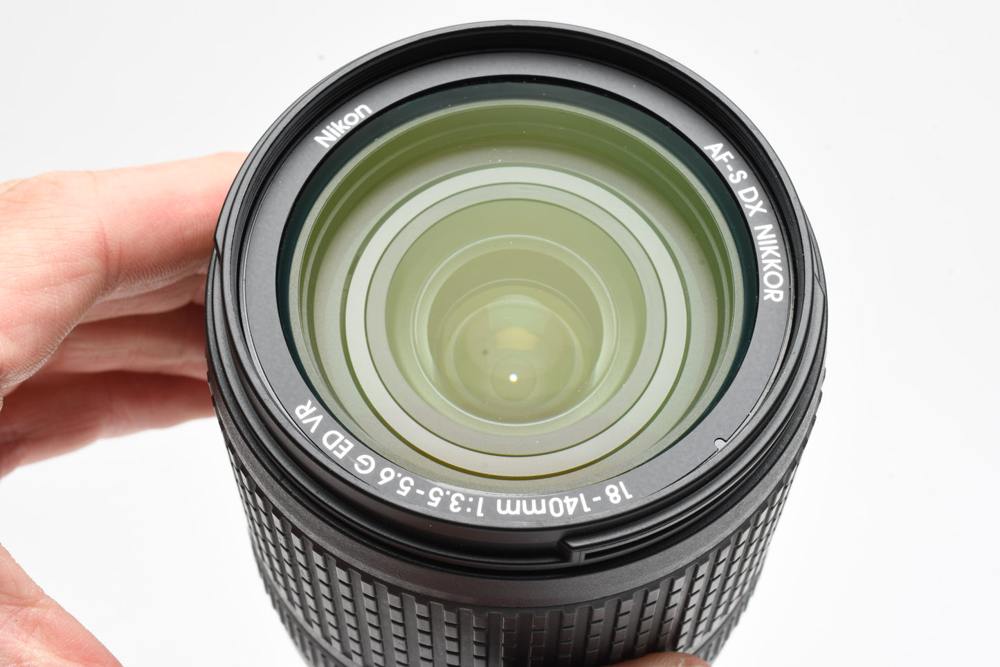 Nikon Nikkor AF-S DX 18-140mm f3.5-5.6G ED VR Lens w/Caps, Mint-