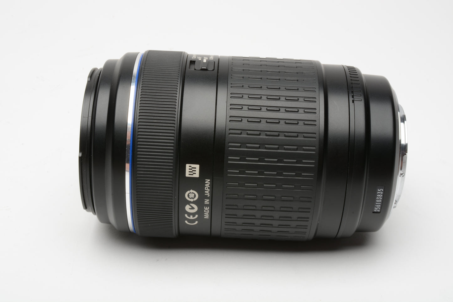 Olympus Zuiko Digital AF 70-300mm F4-5.6 ED w/hood, caps, UV, 4/3 Mount