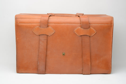 Vintage California saddle leather quality camera case / shoulder bag ~17.5 x 10.5 x 8" (Tan)