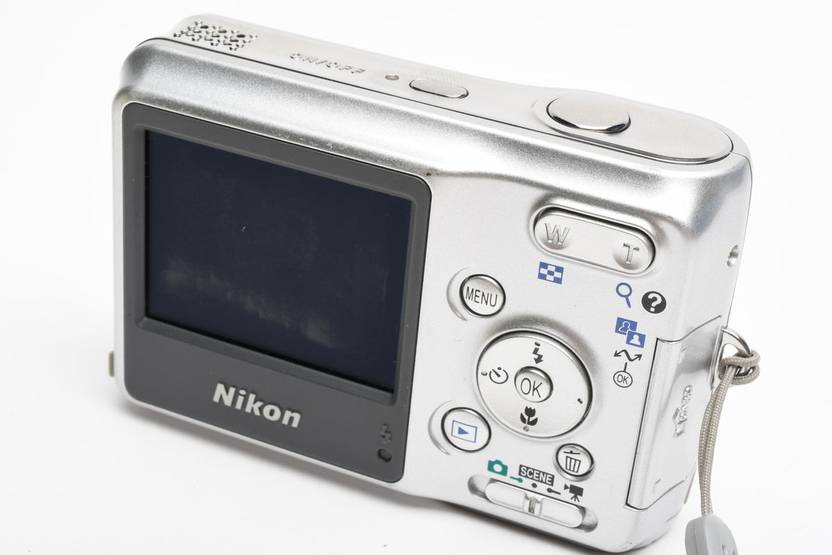 Nikon Coolpix L3 5.1MP Digital Point & Shoot Camera, tested, nice!