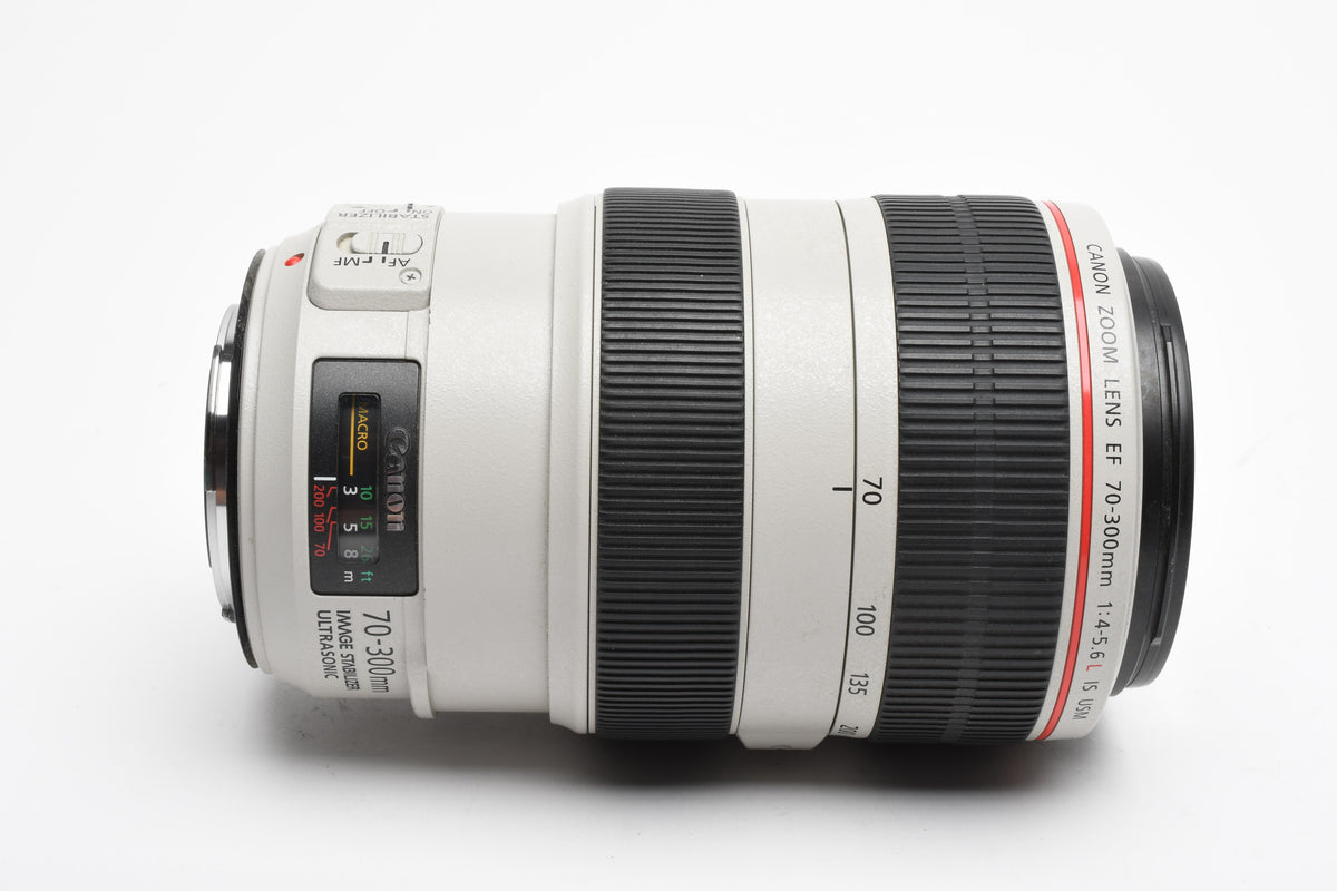 Canon EF 70-300mm f4-5.6L IS USM, hood, caps, UV, Great! Mint-