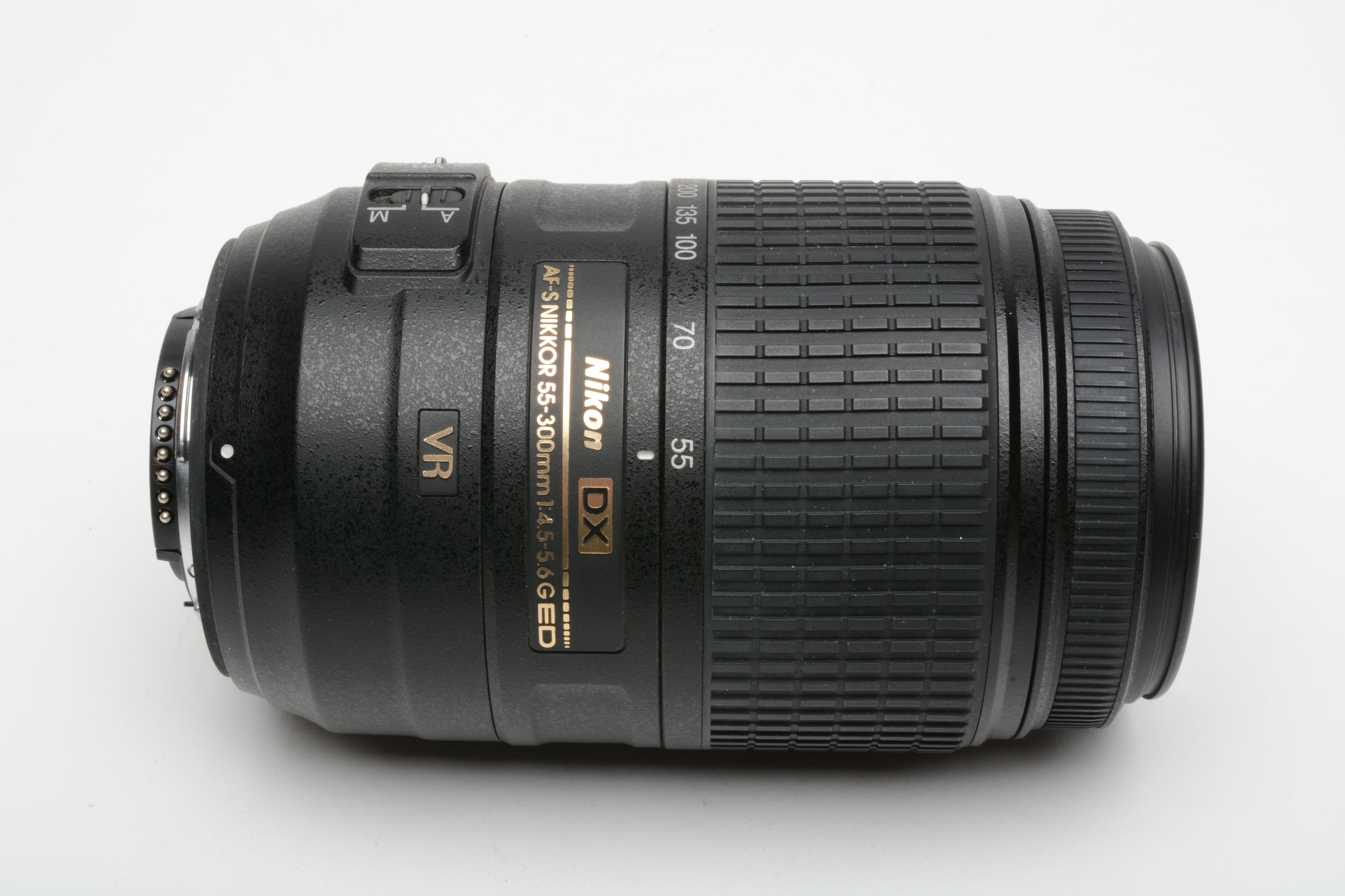 Nikon AF-S Nikkor 55-300mm f4.5-5.6G ED lens, hood, caps, pouch