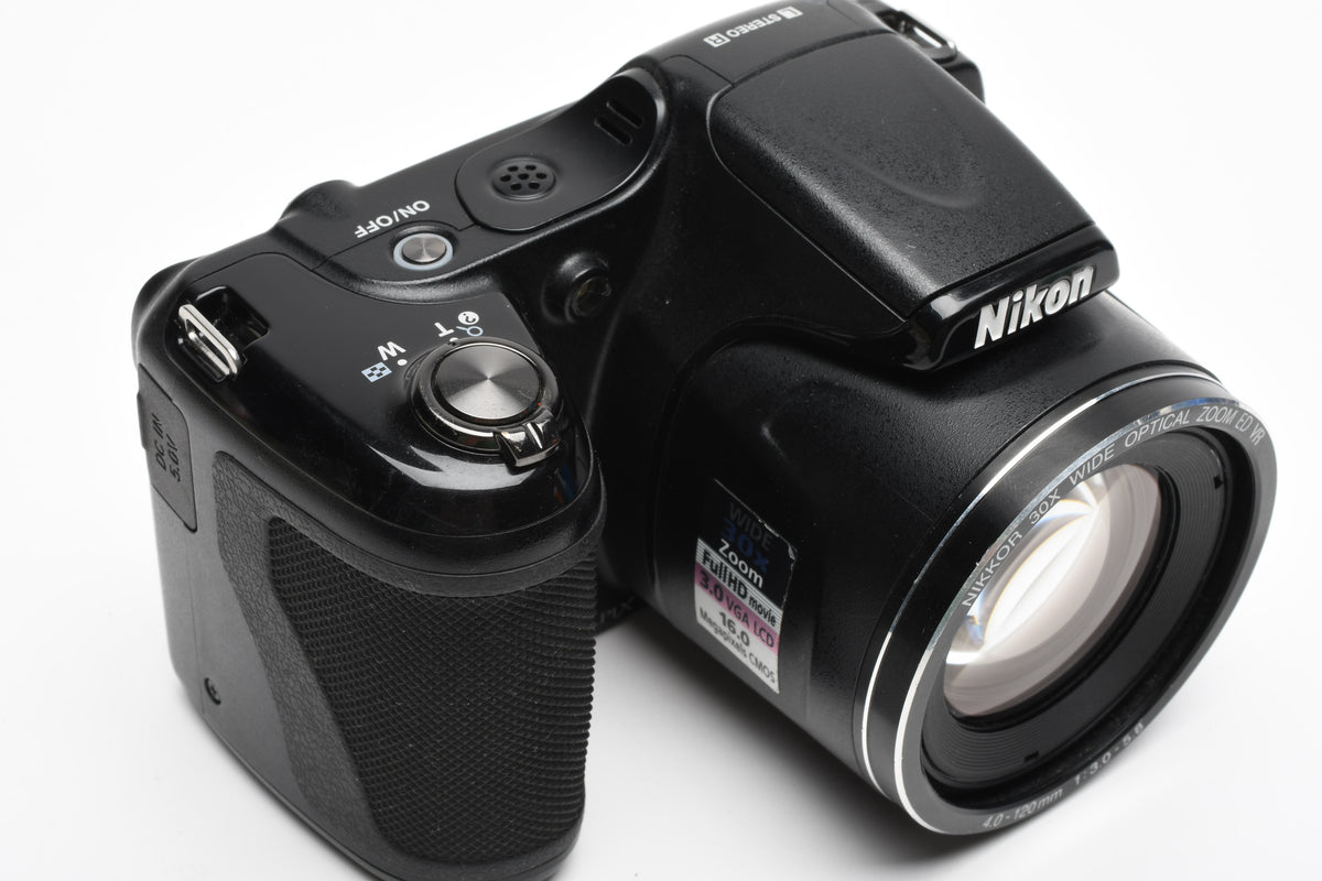 Nikon Coolpix L820 16MP Digital Point&Shoot 30X zoom w/Strap, Cap, Great!
