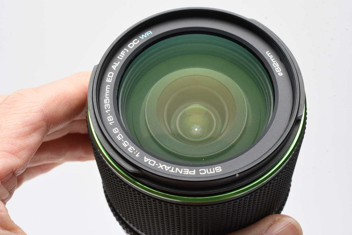Pentax-DA 18-135mm F3.5-5.6 ED AL IF DC WR w/Hood+UV, Great