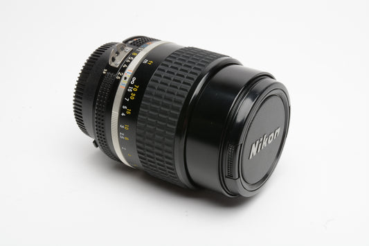 Nikon Nikkor 105mm f2.5 AI-s Portrait Lens, very sharp, Clean