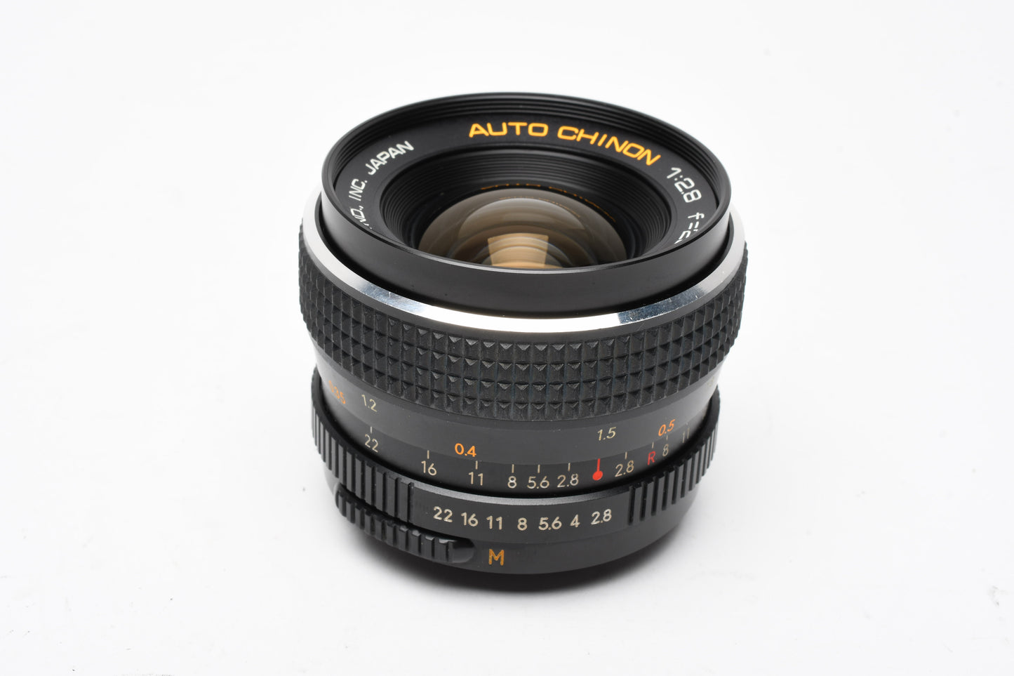Chinon 28mm f2.8 M42 Mount prime lens, Great! w/Case, caps, 1A filter