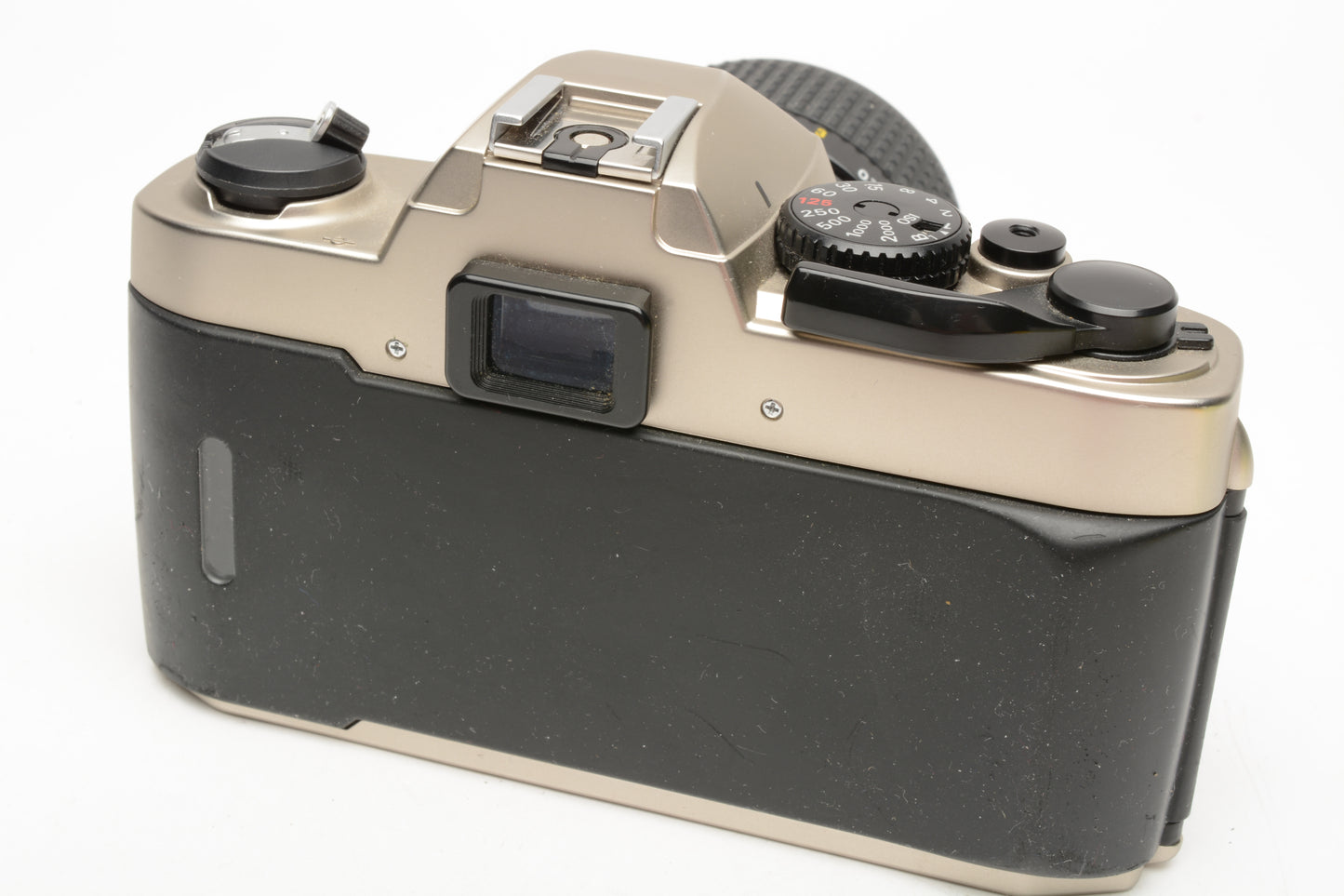 Nikon FM-10 35mm SLR w/35-70mm f3.5-4.8 zoom lens, cap+strap+pola, Great!