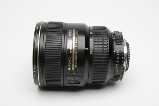 Nikon AF-S 17-35mm f2.8D ED SWM IF zoom lens, hood, caps, case, tested, sharp!  *Read