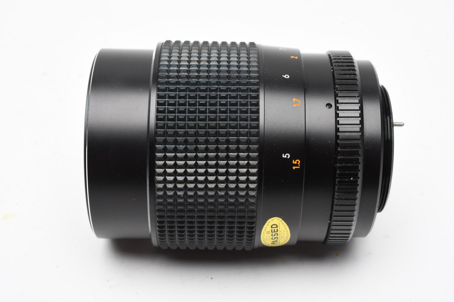 Chinon 135mm f2.8 M42 Mount prime lens, Great! w/Case, caps, 1A filter