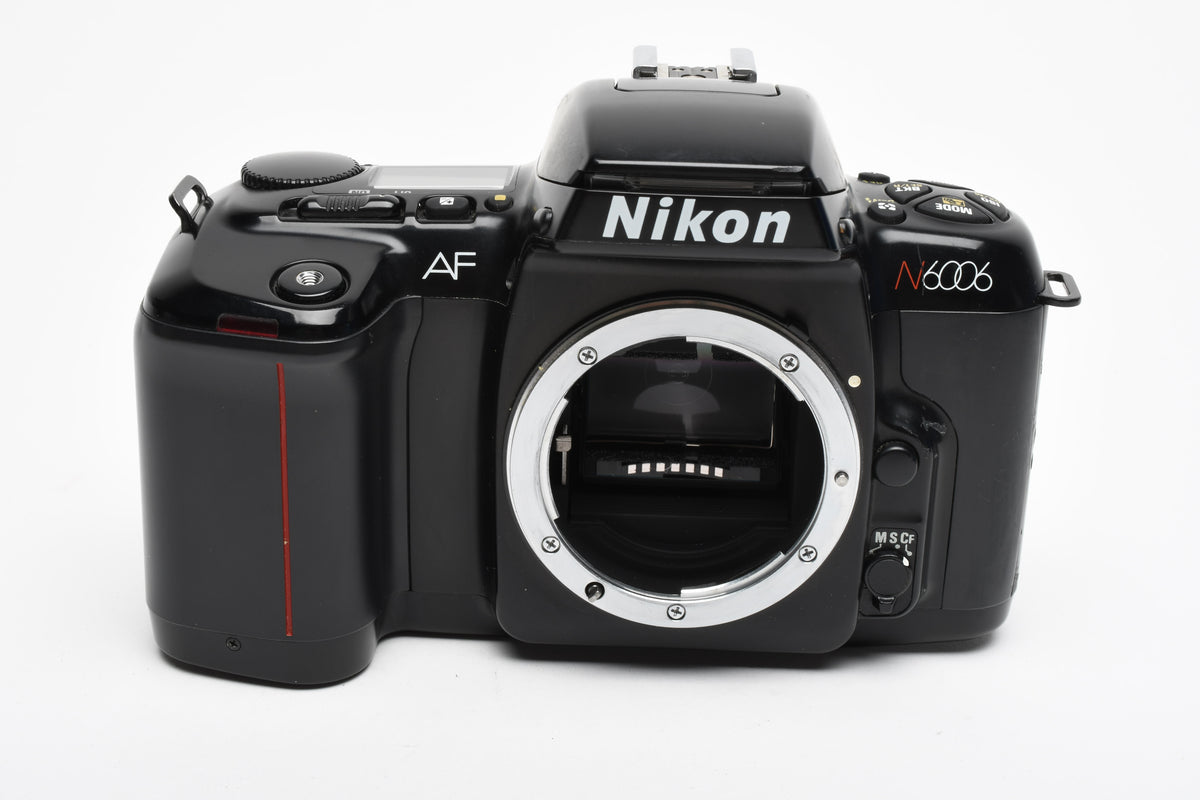 Nikon N6006 35mm SLR body, Body Cap, Nice!