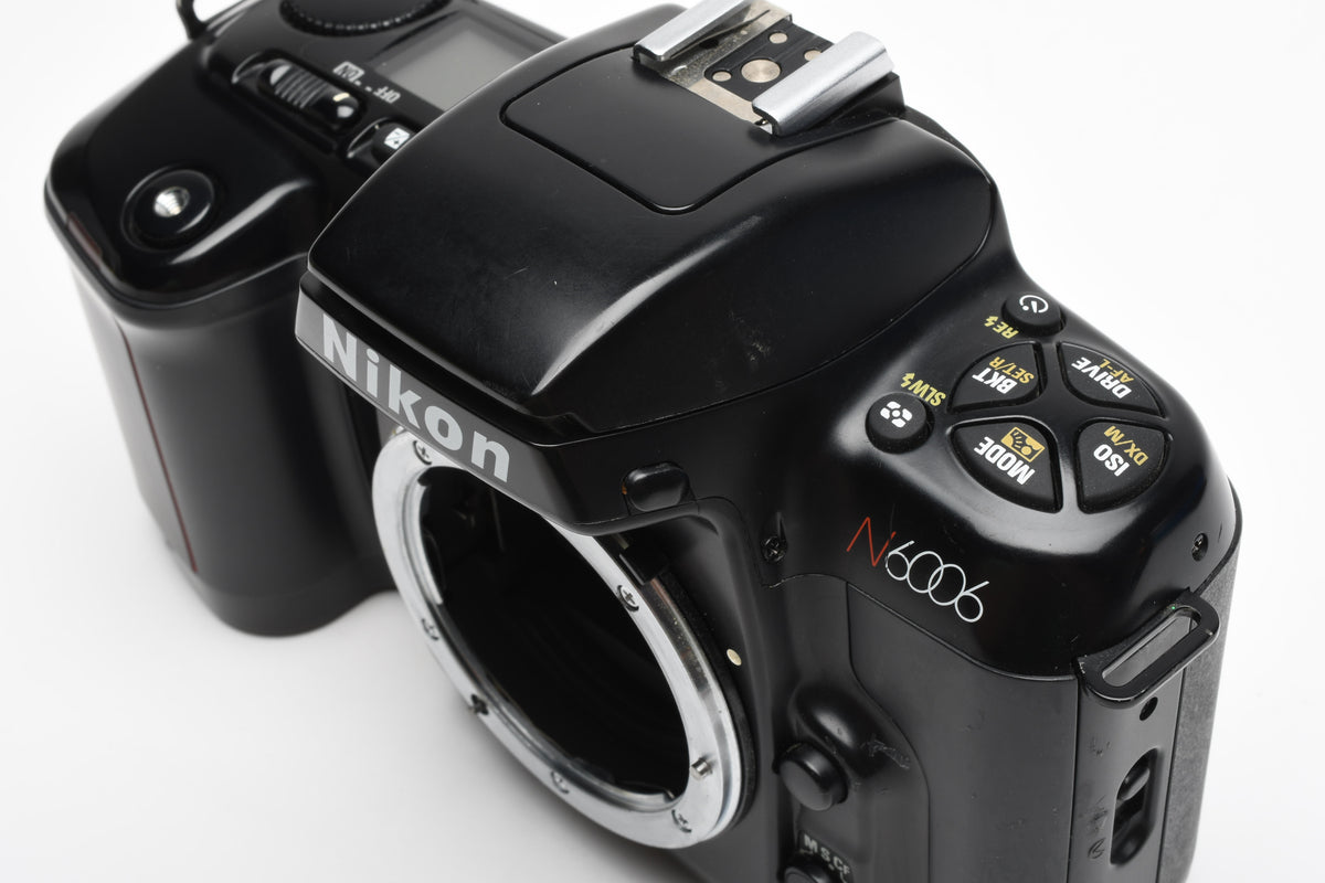 Nikon N6006 35mm SLR body, Body Cap, Nice!