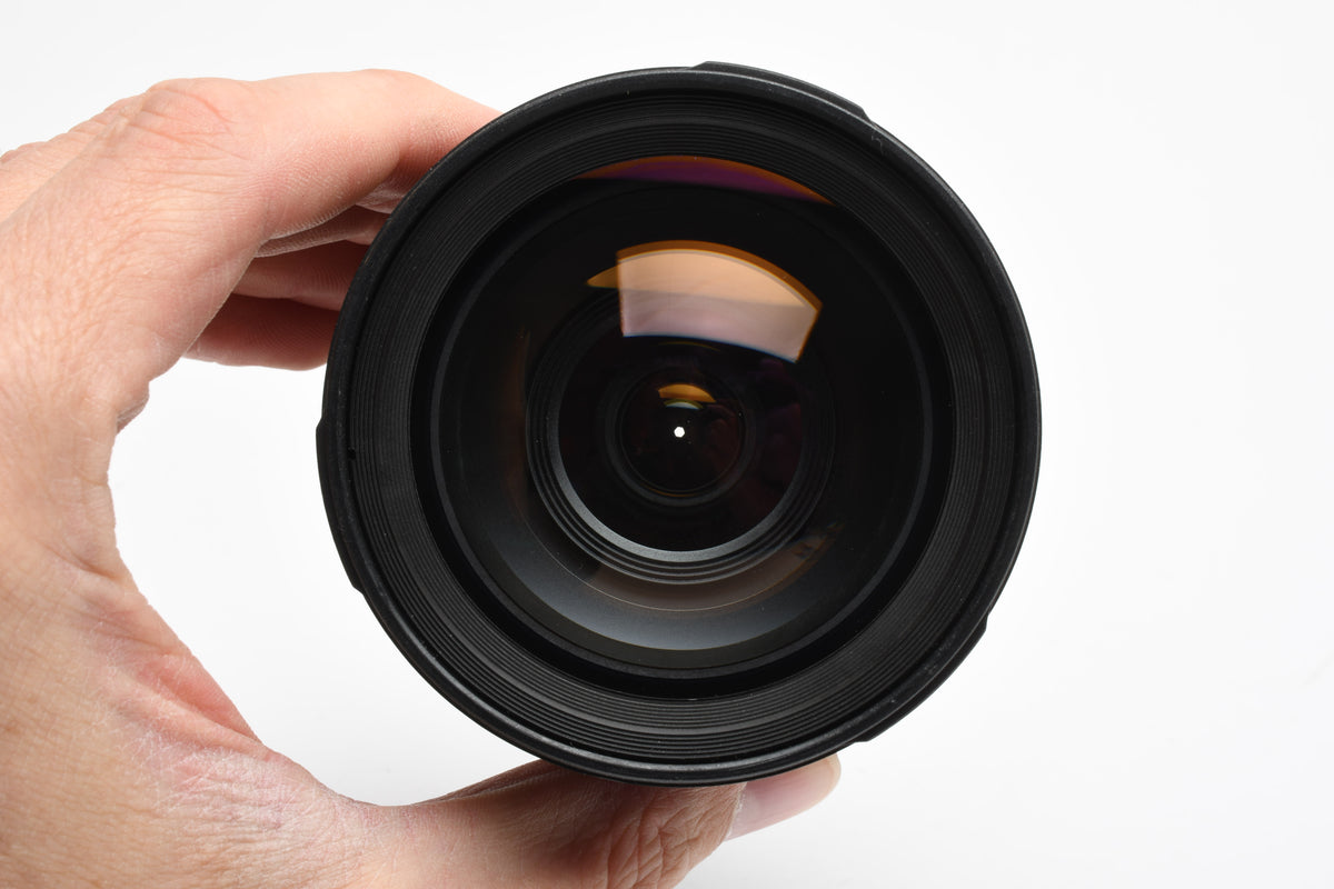 Tamron AF 28-200mm f3.8-5.6 Aspherical 71DN for Nikon Mount w/Caps, Nice!
