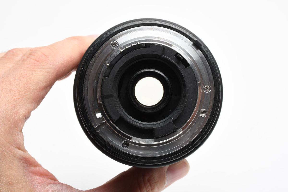 Tamron AF 28-200mm f3.8-5.6 Aspherical 71DN for Nikon Mount w/Caps, Nice!