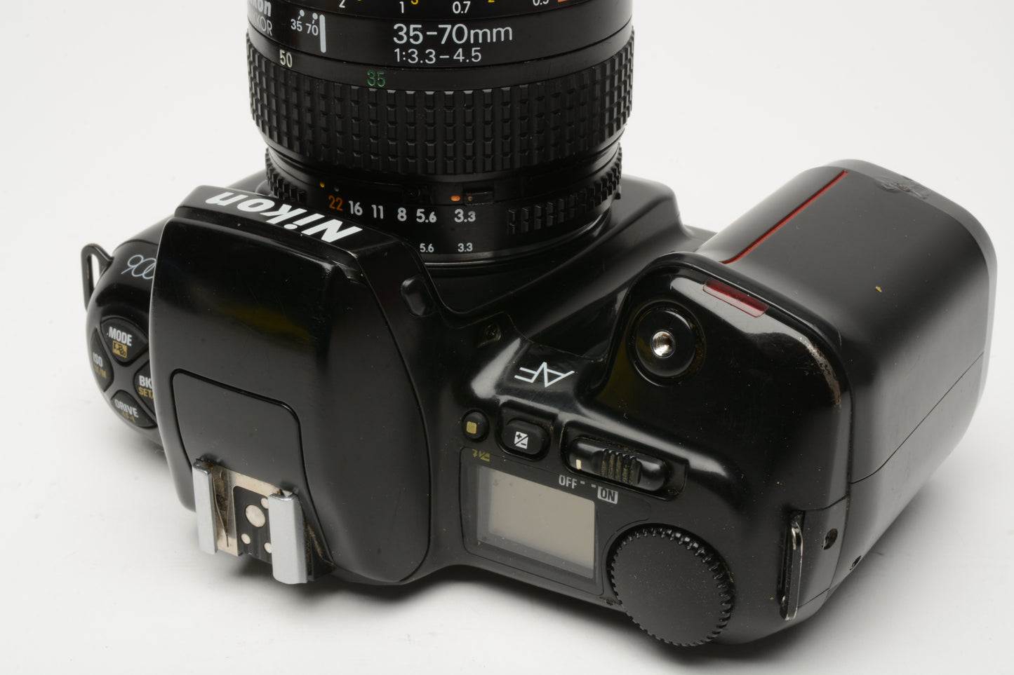 Nikon N6006 35mm SLR w/AF 35-70mm f3.3-4.5 zoom lens, strap, good!