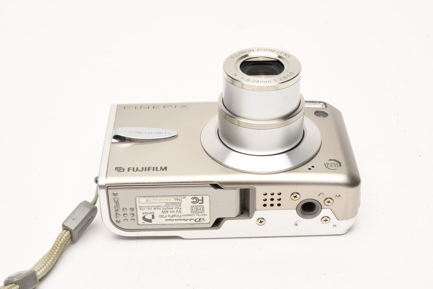 Fujifilm FinePix F30 6.3MP Digital Point&Shoot camera, Mint, Boxed