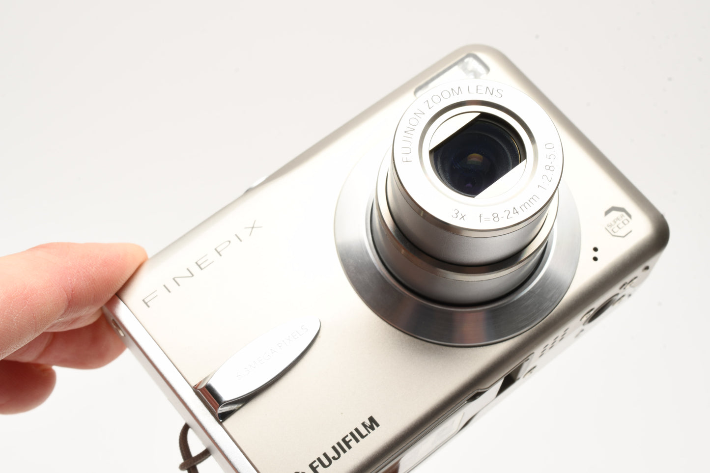 Fujifilm FinePix F30 6.3MP Digital Point&Shoot camera, Mint, Boxed