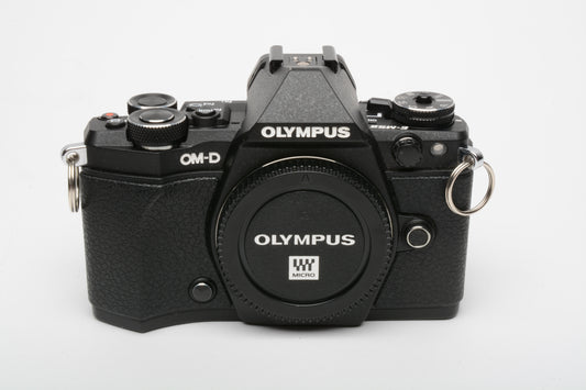 Olympus OM-D E-M5 Mark II Mirrorless black bodyOnly 4756 Acts!  Nice!